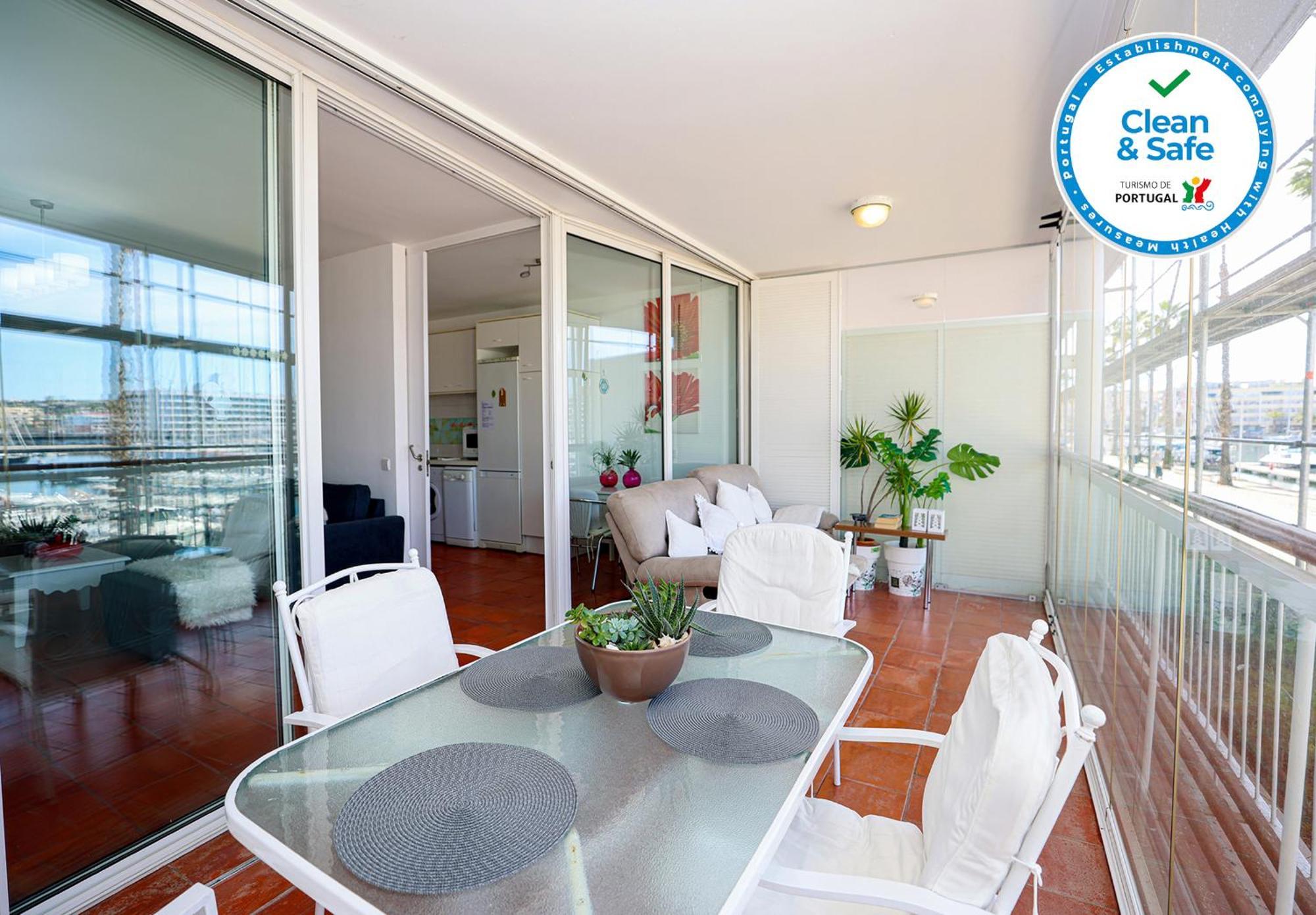 A65 - Marina Moor Apartment In Лагос Екстериор снимка